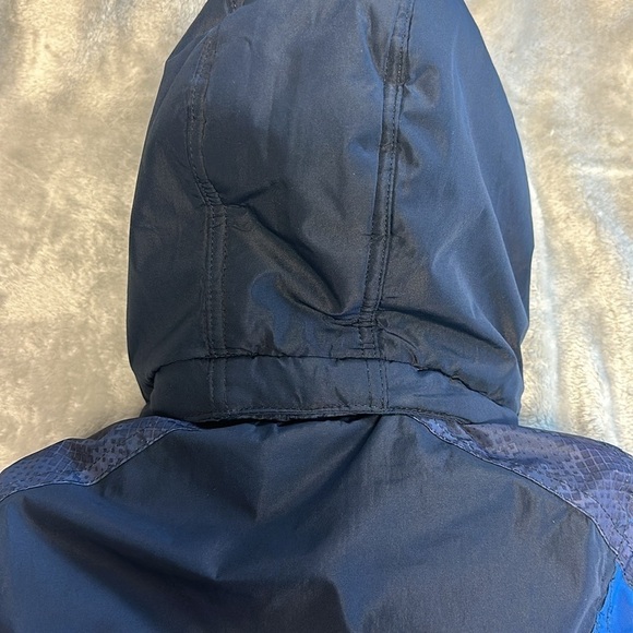 Snozu - insulated winter/ski jacket. Size 3T - Picture 9 of 9